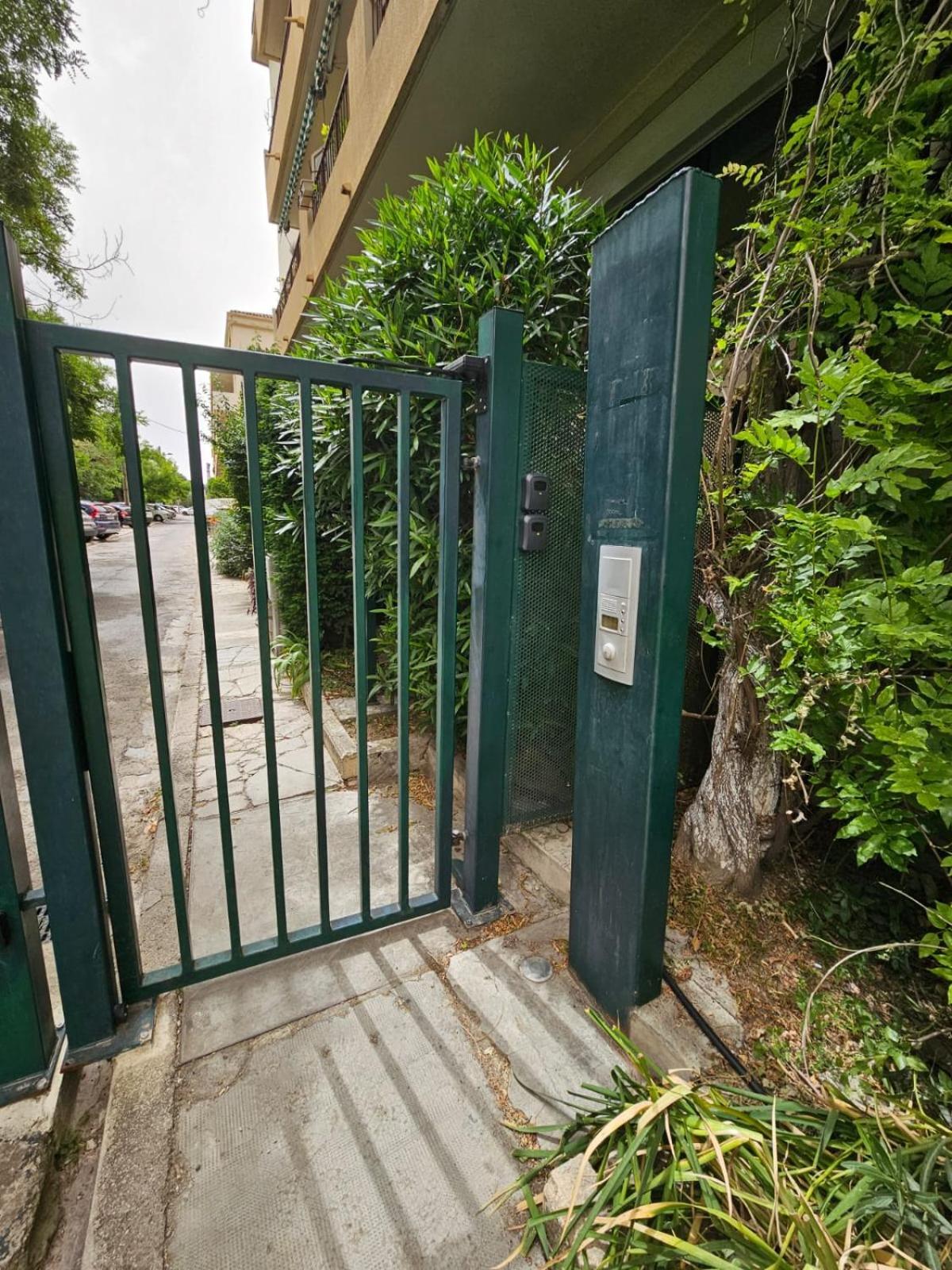 Provencal-Style Apartment エクス＝アン＝プロヴァンス エクステリア 写真