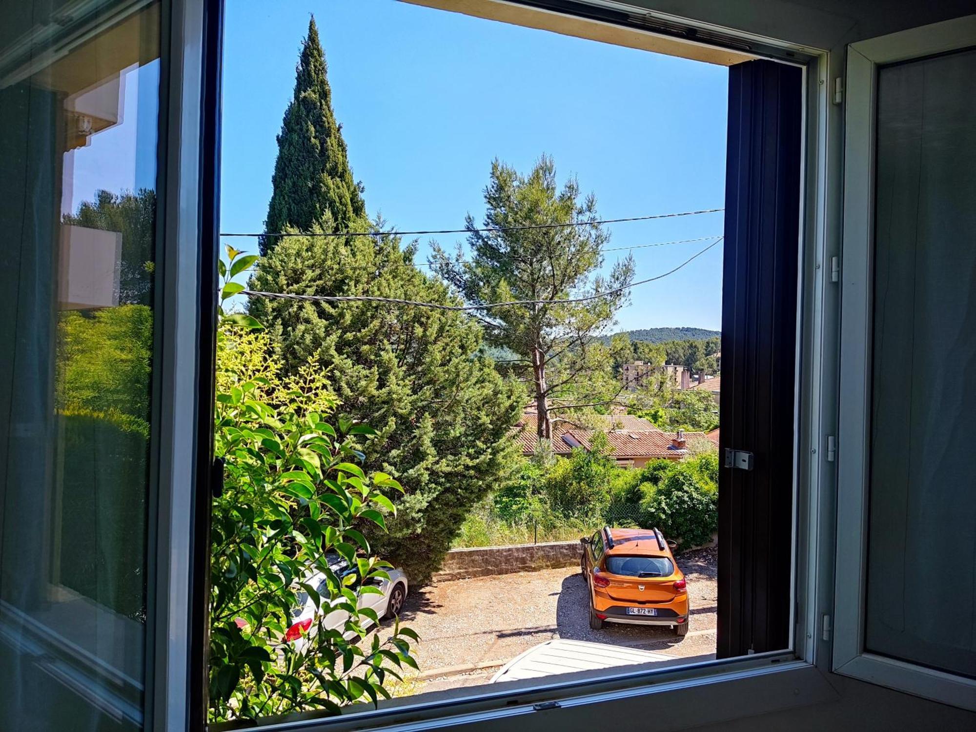 Provencal-Style Apartment エクス＝アン＝プロヴァンス エクステリア 写真