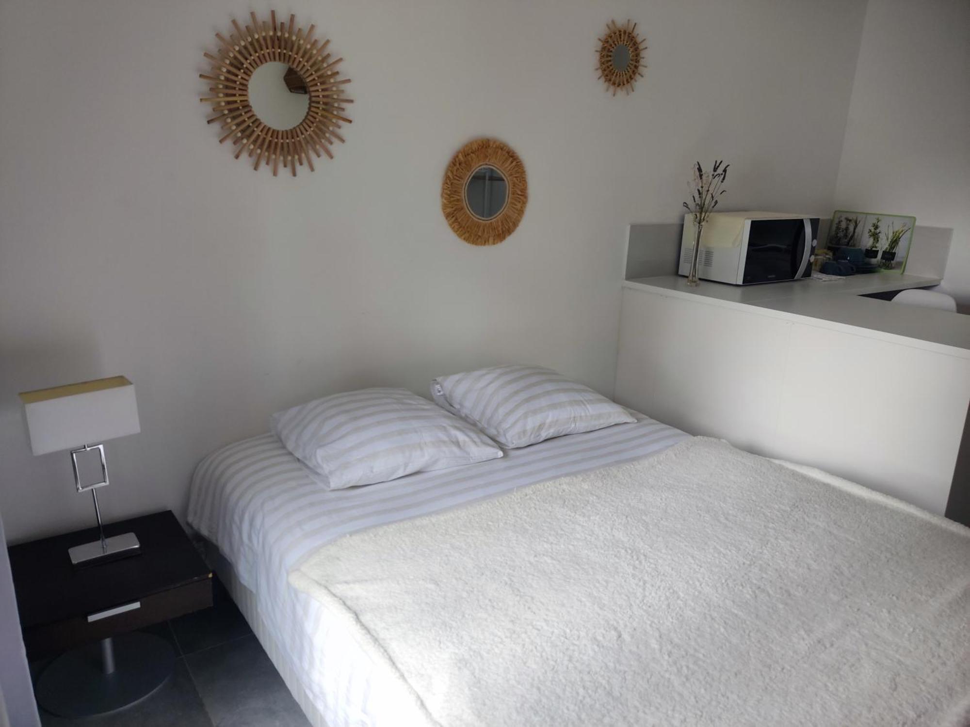 Provencal-Style Apartment エクス＝アン＝プロヴァンス エクステリア 写真