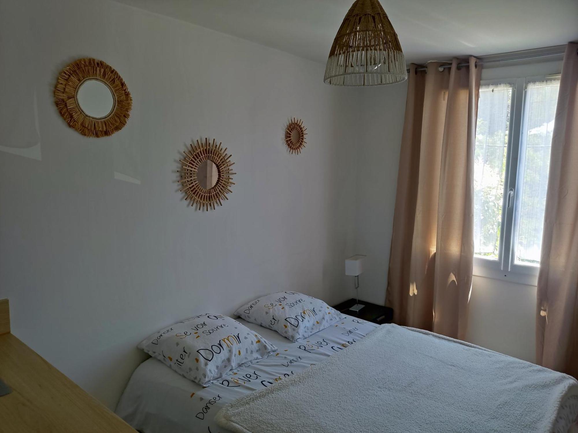 Provencal-Style Apartment エクス＝アン＝プロヴァンス エクステリア 写真