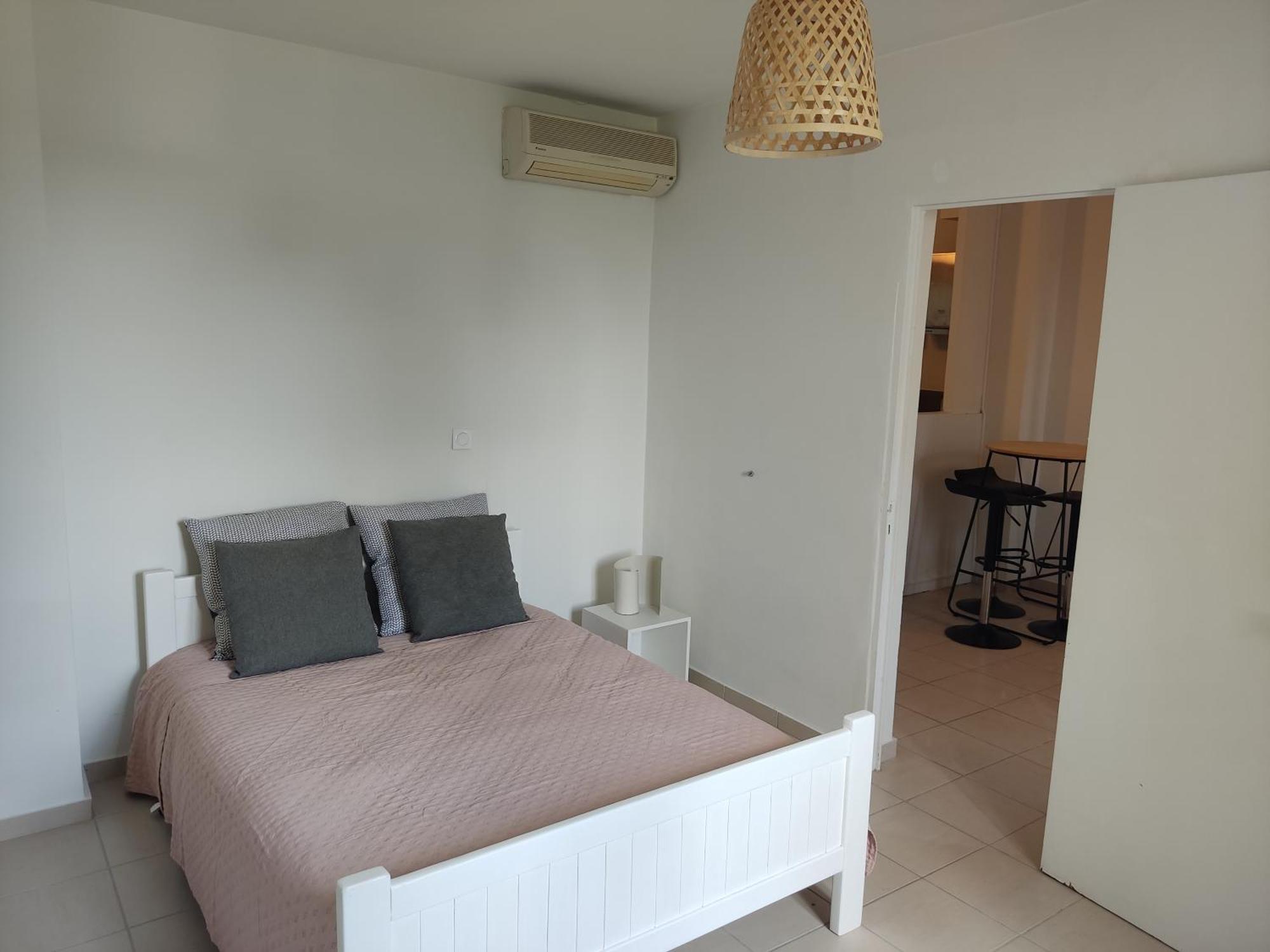 Provencal-Style Apartment エクス＝アン＝プロヴァンス エクステリア 写真