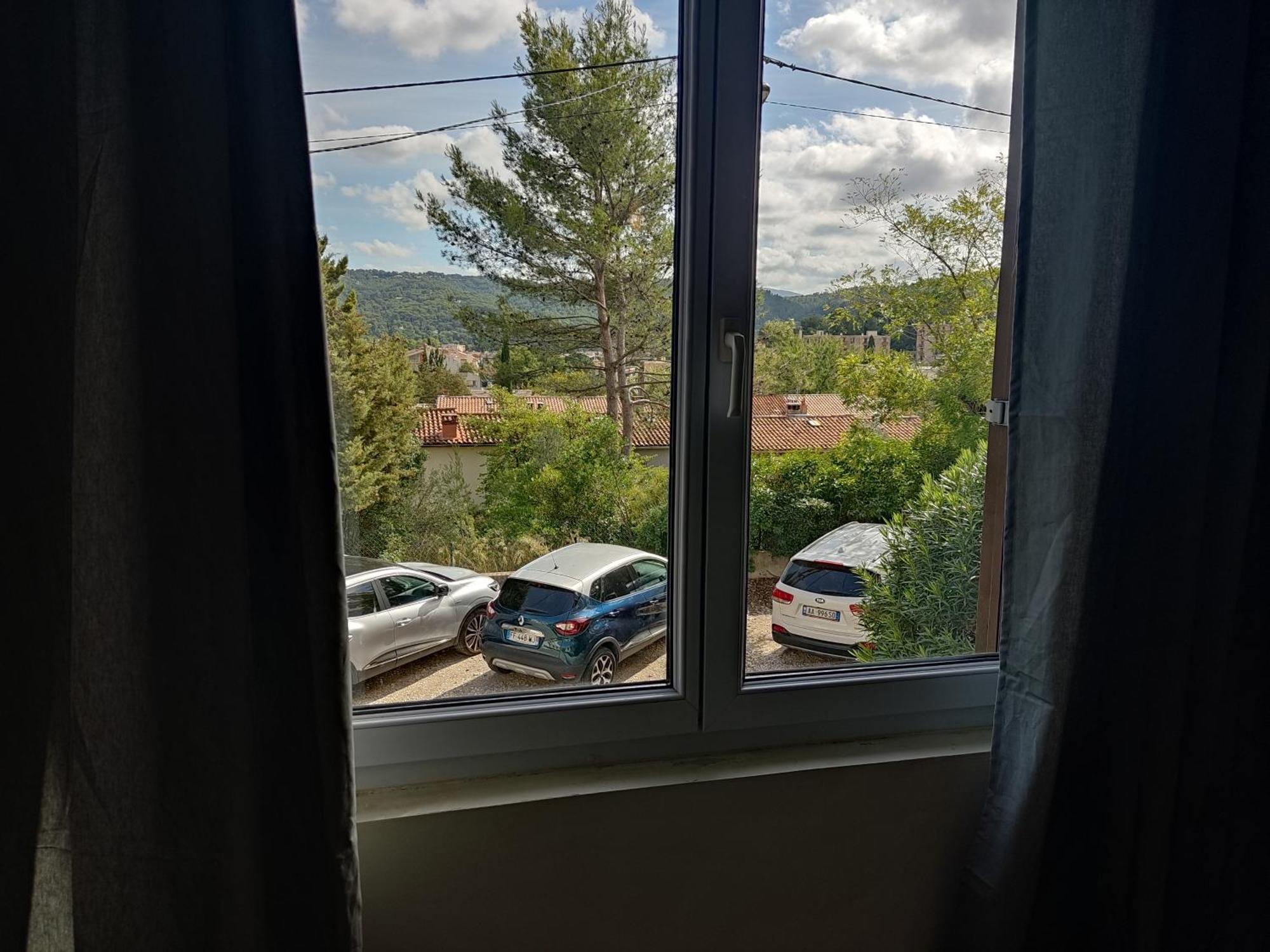 Provencal-Style Apartment エクス＝アン＝プロヴァンス エクステリア 写真