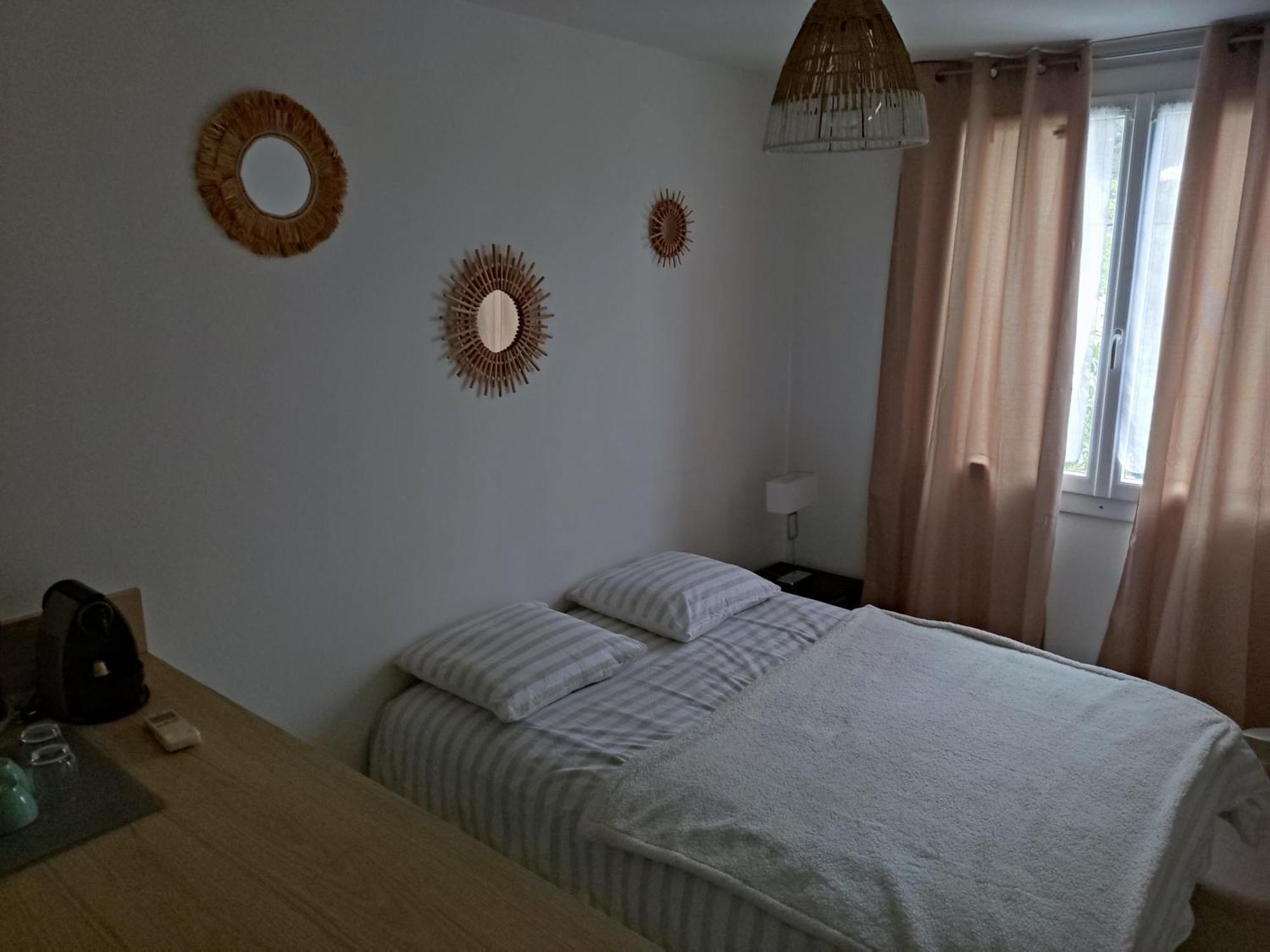 Provencal-Style Apartment エクス＝アン＝プロヴァンス エクステリア 写真