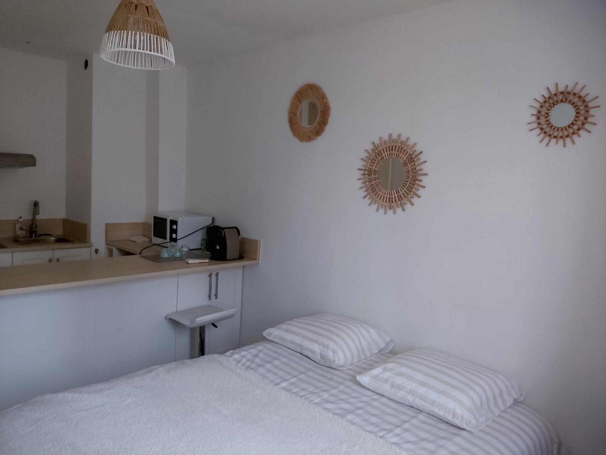 Provencal-Style Apartment エクス＝アン＝プロヴァンス エクステリア 写真