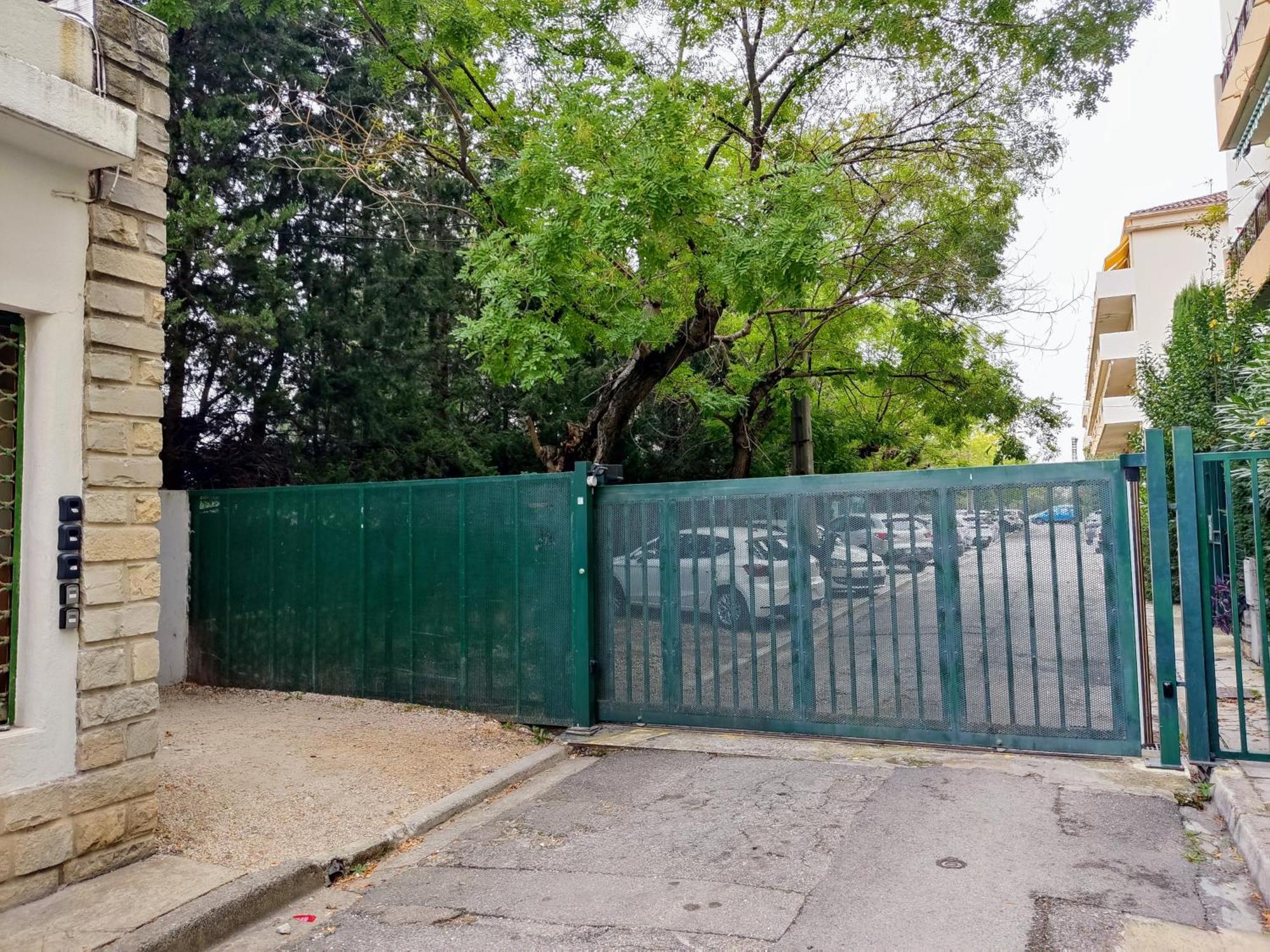 Provencal-Style Apartment エクス＝アン＝プロヴァンス エクステリア 写真