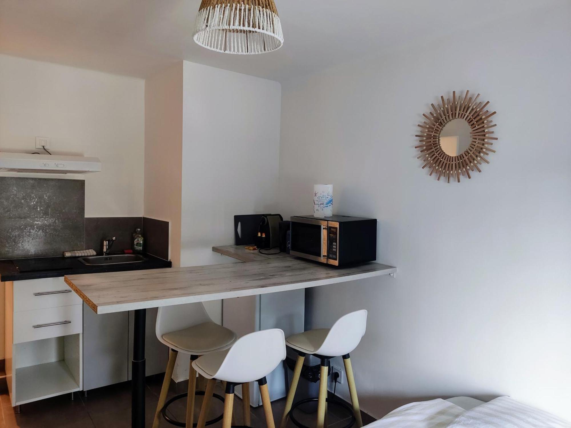 Provencal-Style Apartment エクス＝アン＝プロヴァンス エクステリア 写真