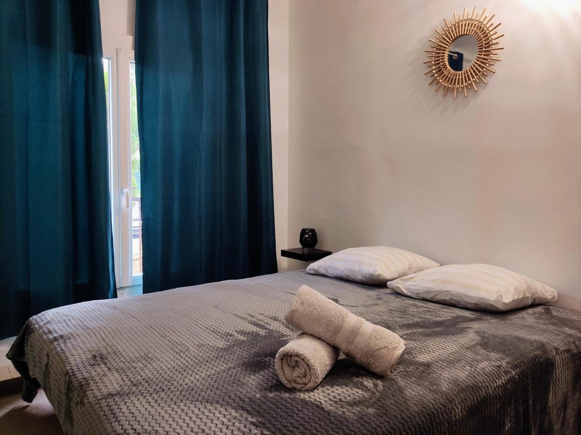 Provencal-Style Apartment エクス＝アン＝プロヴァンス エクステリア 写真