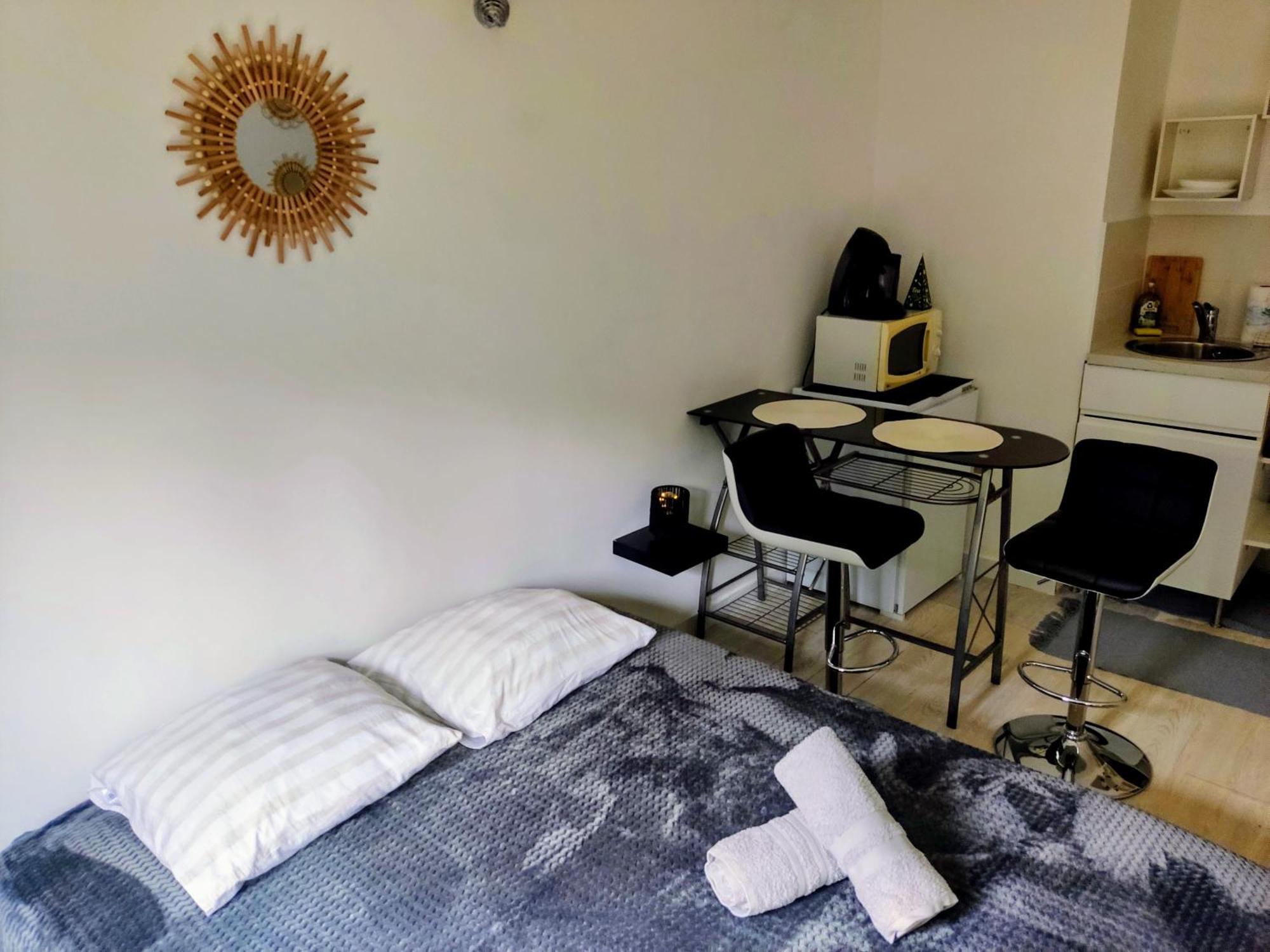 Provencal-Style Apartment エクス＝アン＝プロヴァンス エクステリア 写真
