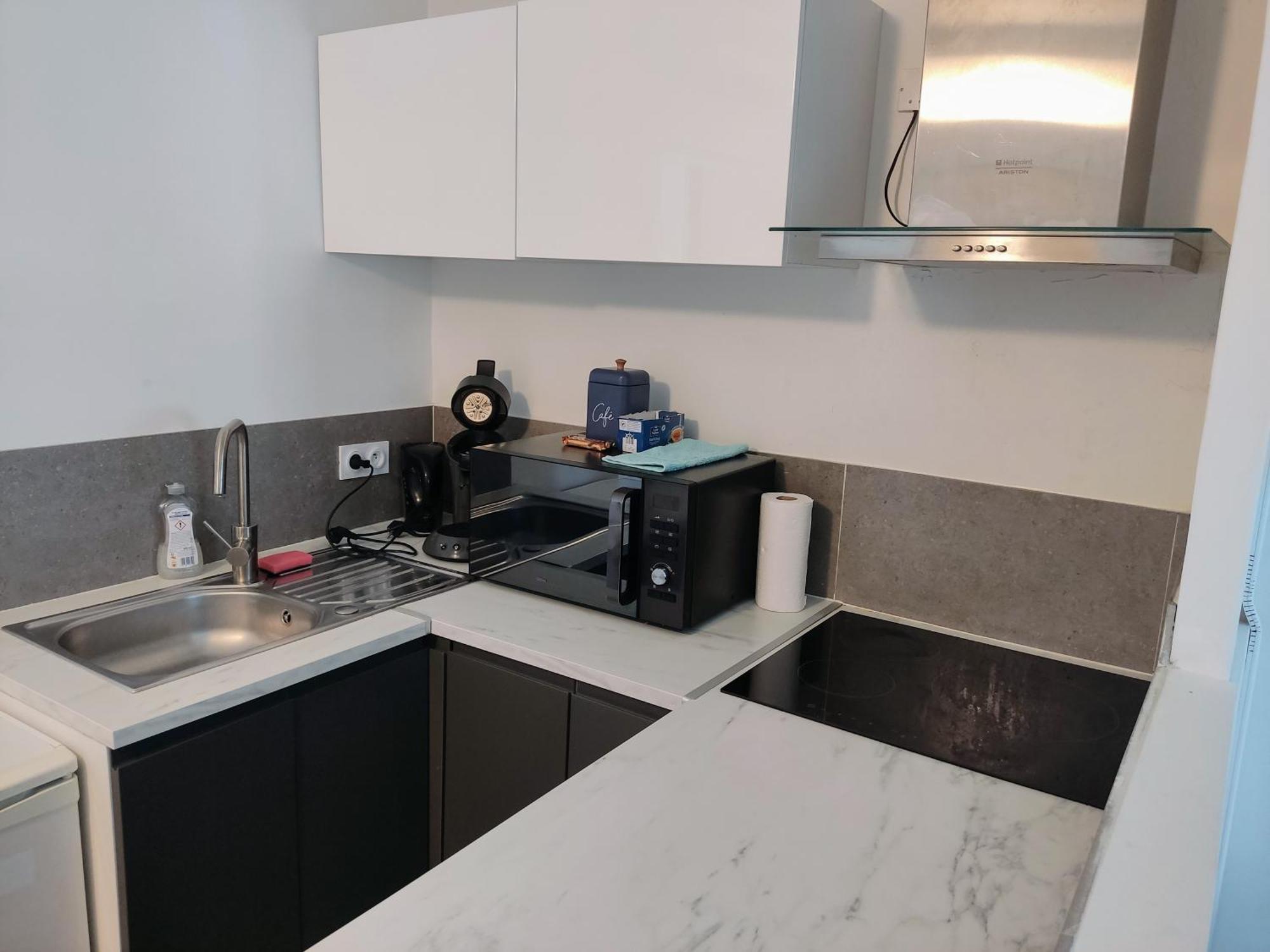 Provencal-Style Apartment エクス＝アン＝プロヴァンス エクステリア 写真