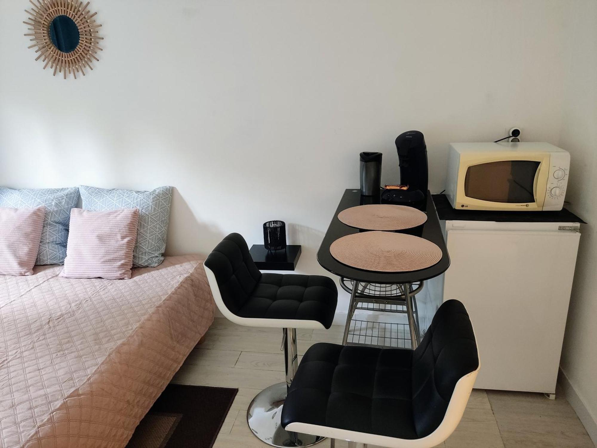 Provencal-Style Apartment エクス＝アン＝プロヴァンス エクステリア 写真